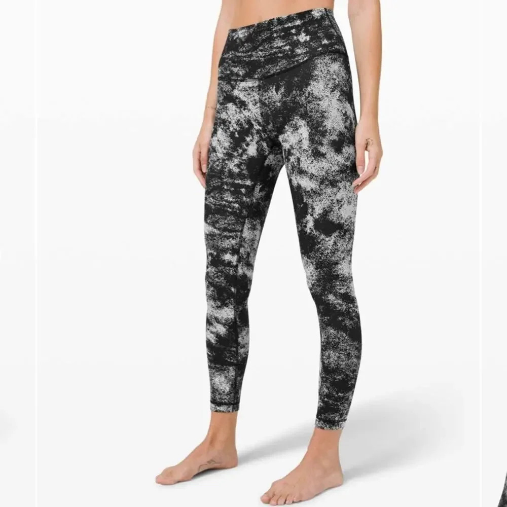 Lululemon Women’s Size 8 Wunder Under High-Rise Tight 25" *Full-On Luxtreme - Picture 1 of 6
